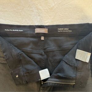 DL1961 Black High Rise Jeans Timeless Style